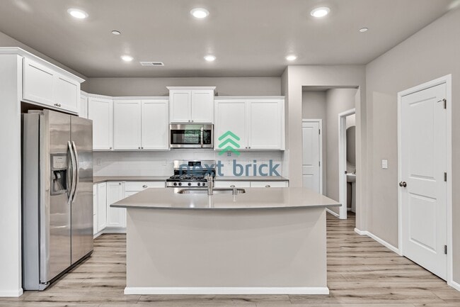 Photo - 3 Bed, 2.5 Bath Beautiful Townhouse Available for Rent!