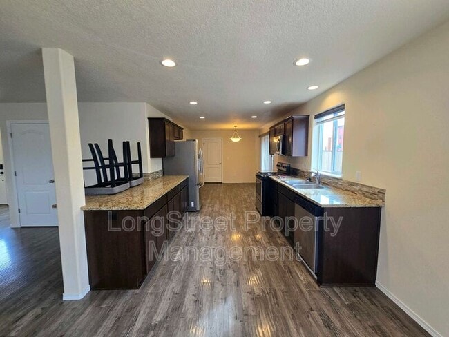 Photo - 4437 Creel Ave