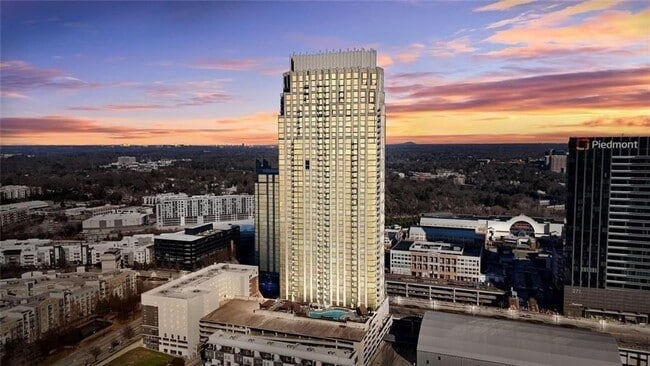 Photo - 270 17th St NW