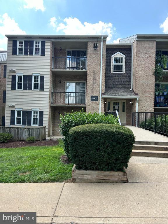 Building Photo - 18302 Streamside Dr Unit 101 Rental