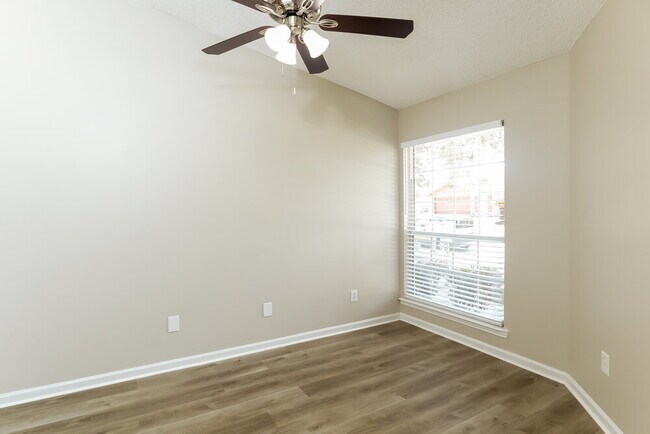 Photo - 12351 Hunters Haven Ln