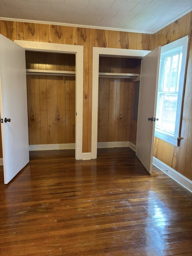 Photo - 131 Castille St