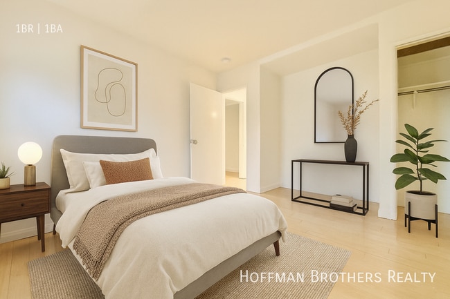 Building Photo - 924 Hancock Ave