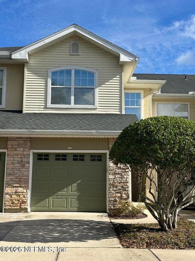 Building Photo - 3750 Silver Bluff Blvd Unit 402