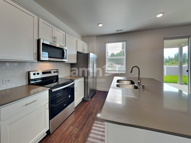 Photo - 4722 86th Ave NE