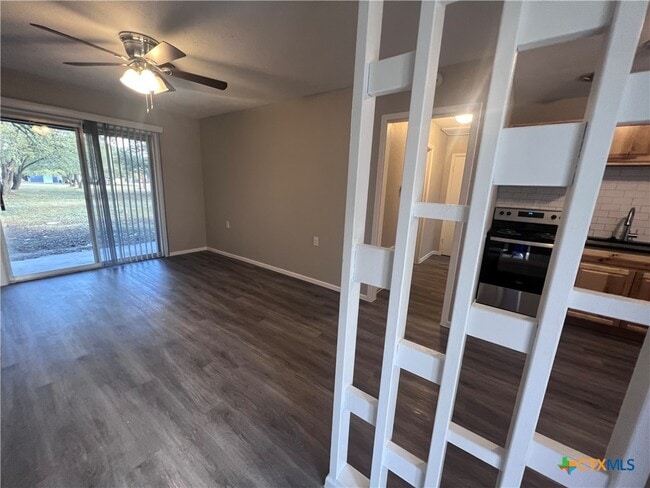 Building Photo - 200 Olsens Acres Unit A-3