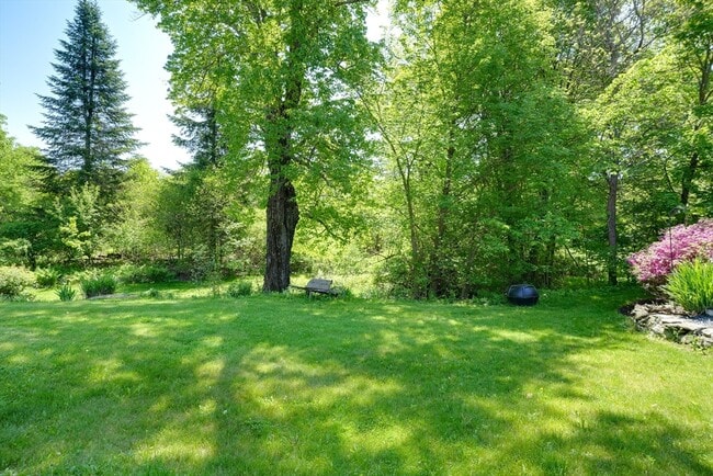 Photo - 302 S Bolton Rd