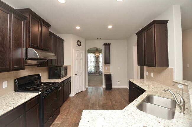 Photo - 18219 Gardens End Ln