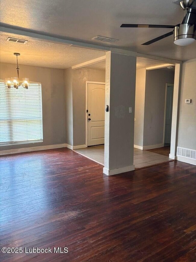 Photo - 2803 30th St