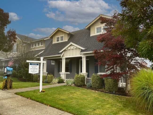 19019 Village Pkwy E