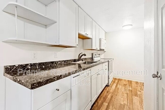 Photo - 768 S Krameria St
