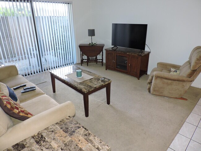 Photo - 3402 Gardens E Dr Unit 7A