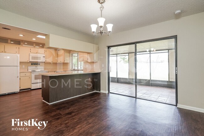 Photo - 1307 SE 45th St