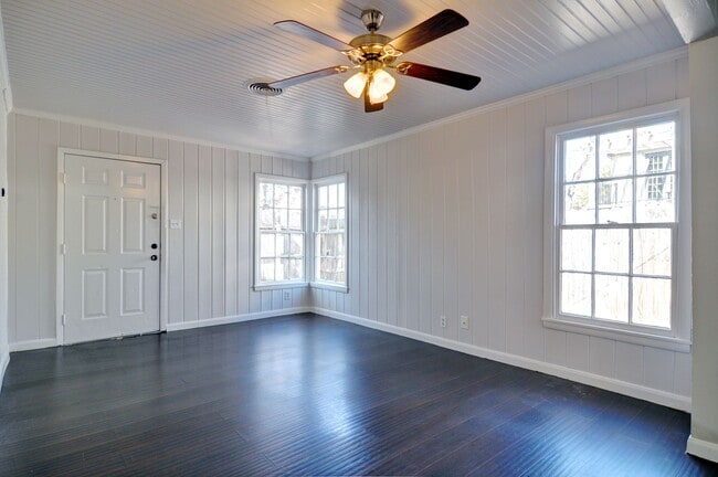 Photo - 2409 Horne St