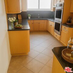 Photo - 10450 Wilshire Blvd