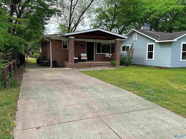 Photo - 1612 NE Wellman Ave