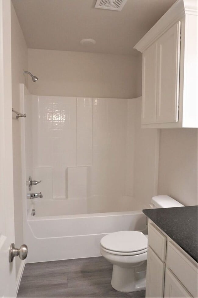 Photo - 3 Bed 2 Bath 2 Car Duplex in Chisholm Creek NW OKC