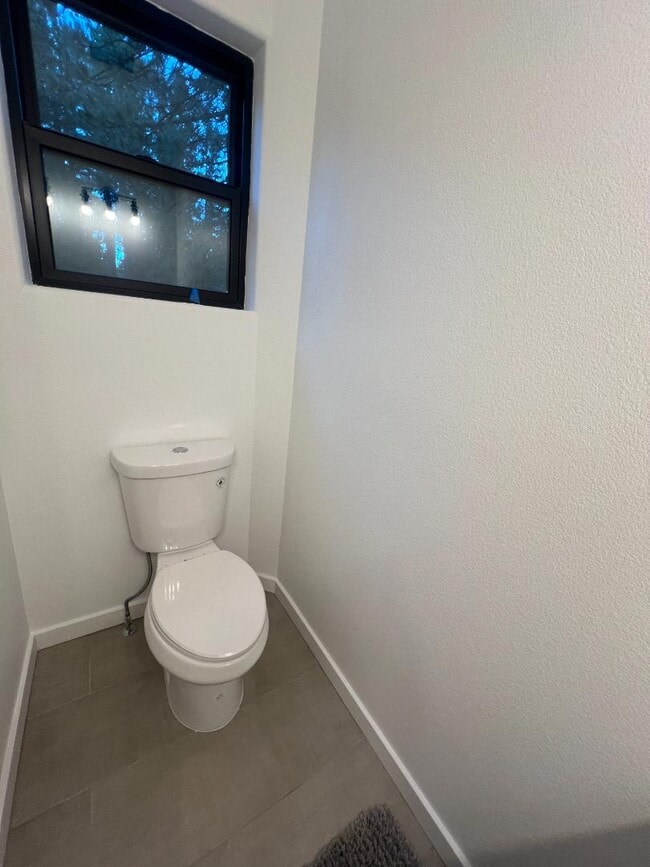 Photo - 3317 Fir Ave