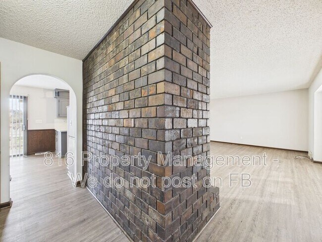 Photo - 3929 S Carriage Ln