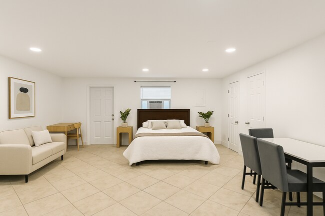 Building Photo - 1041 NE 9th Ave Unit A1 Rental