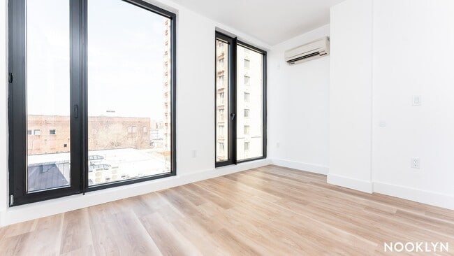 Photo - 303 Wythe Ave Unidad 404