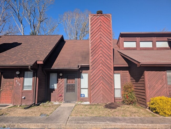 Building Photo - 311 Rock Knoll Dr Unit 311 Rock Knoll Drive