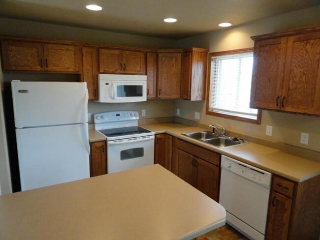 Photo - 1327 17th Ave S