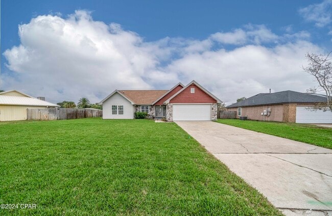 Photo - 305 S Star Ave