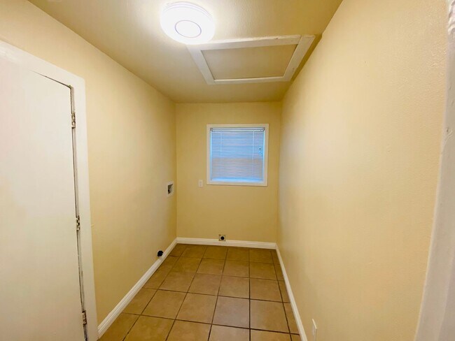 Photo - 4116 34th St