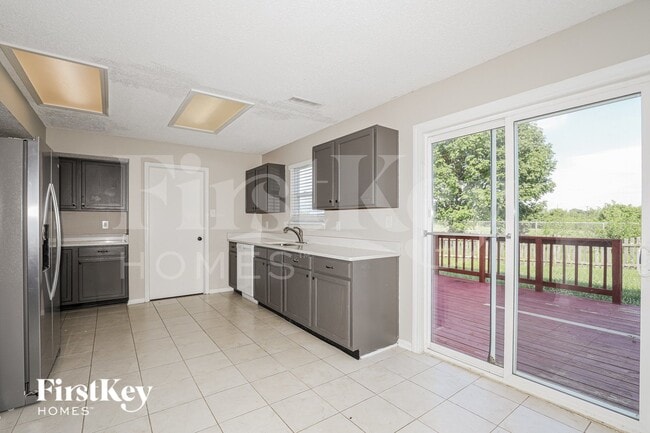 Photo - 11 Atherton Ct
