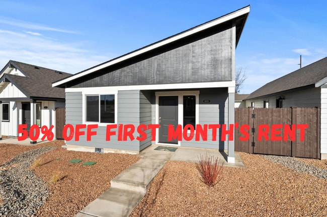 Building Photo - 50% OFF!!! Modern 3 Bed/2 Bath Single-Level Home with Open Living - Redmond