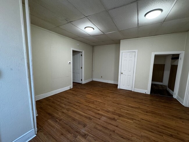 Building Photo - 41 N 10th St Unit 1