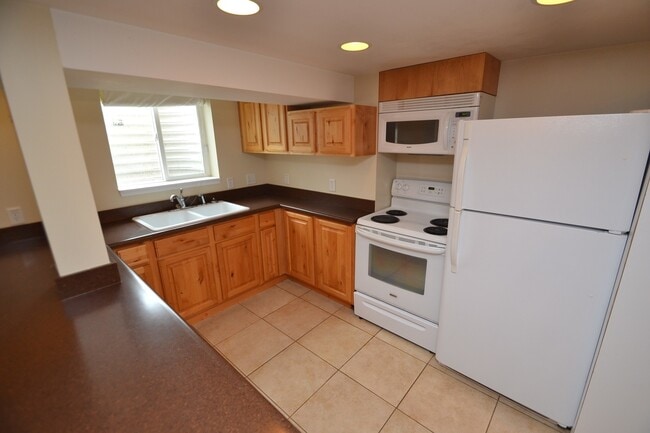 Photo - 1761 Edward Ave Unit 3008 Kenwood St