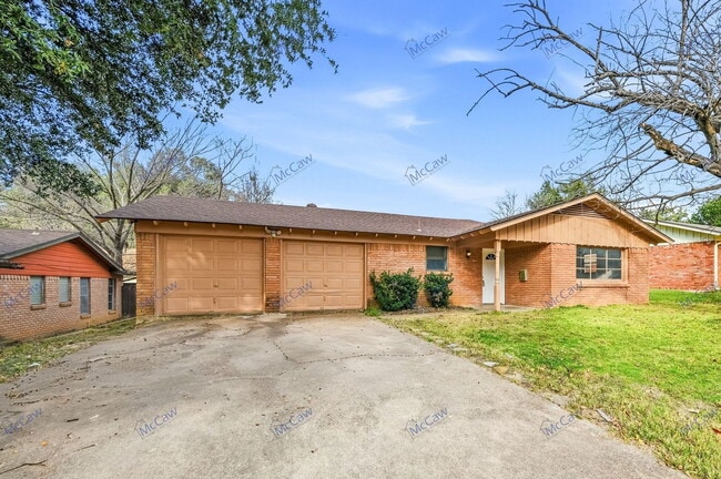 Photo - 6921 Greenlee St