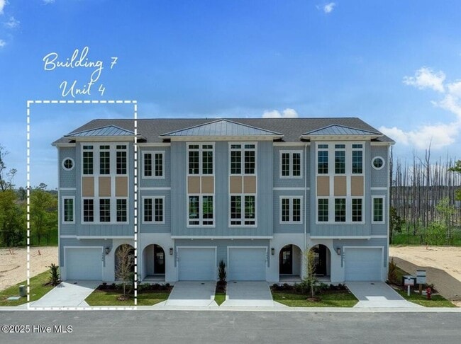 Brand new georgous 4 bed 3.5 bath townhome... - Brand new georgous 4 bed 3.5 bath townhome...