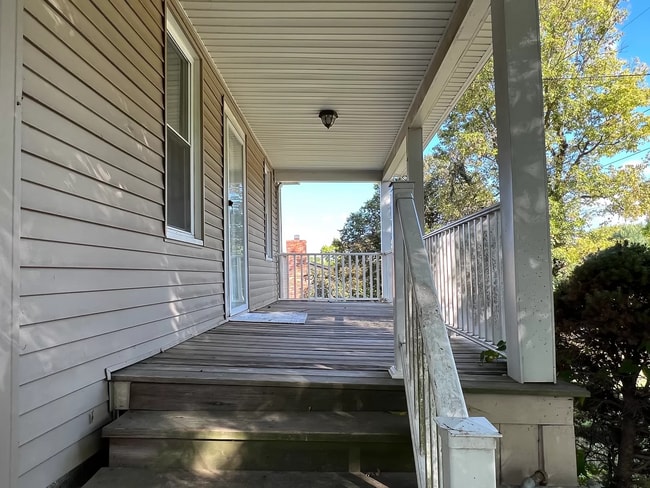 Photo - 530 Fleming Rd