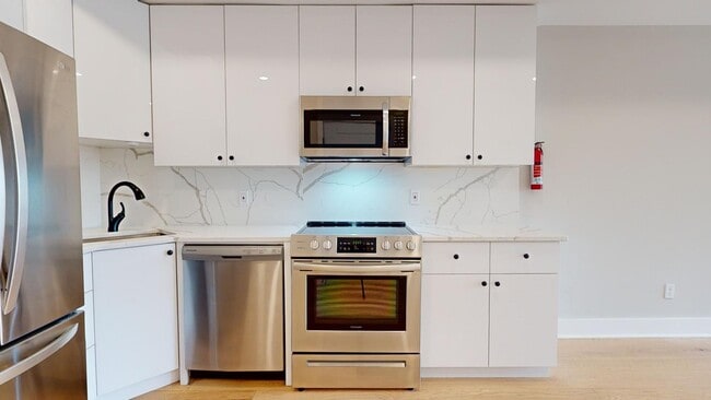 Photo - 828 18th St NE Unit 201