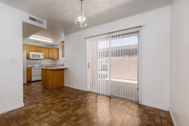 Photo - Spacious 3-Bedroom, 2.5-Bath Parkside Town...