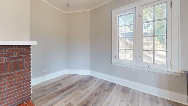 Photo - 294 Madison Ave Unidad 294 Madison - 2nd Fl