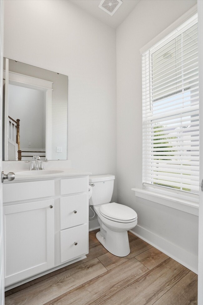 Photo - 392 Parish Farms Dr