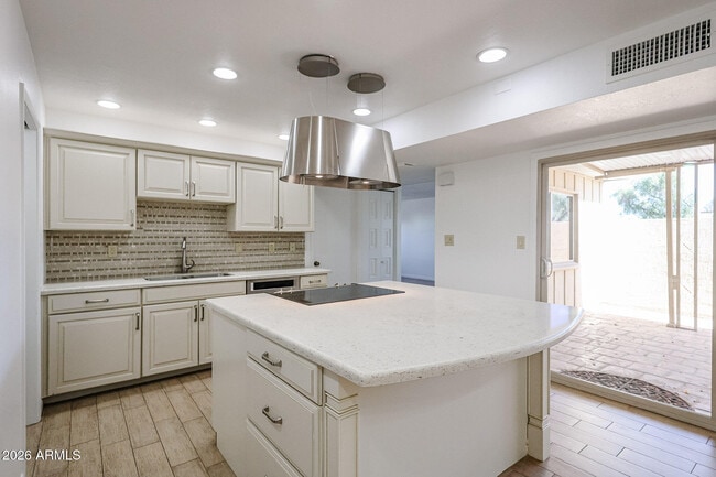 Building Photo - 8333 E Orange Blossom Ln