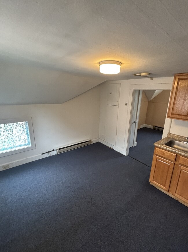 104 N Champlain St Unit 3