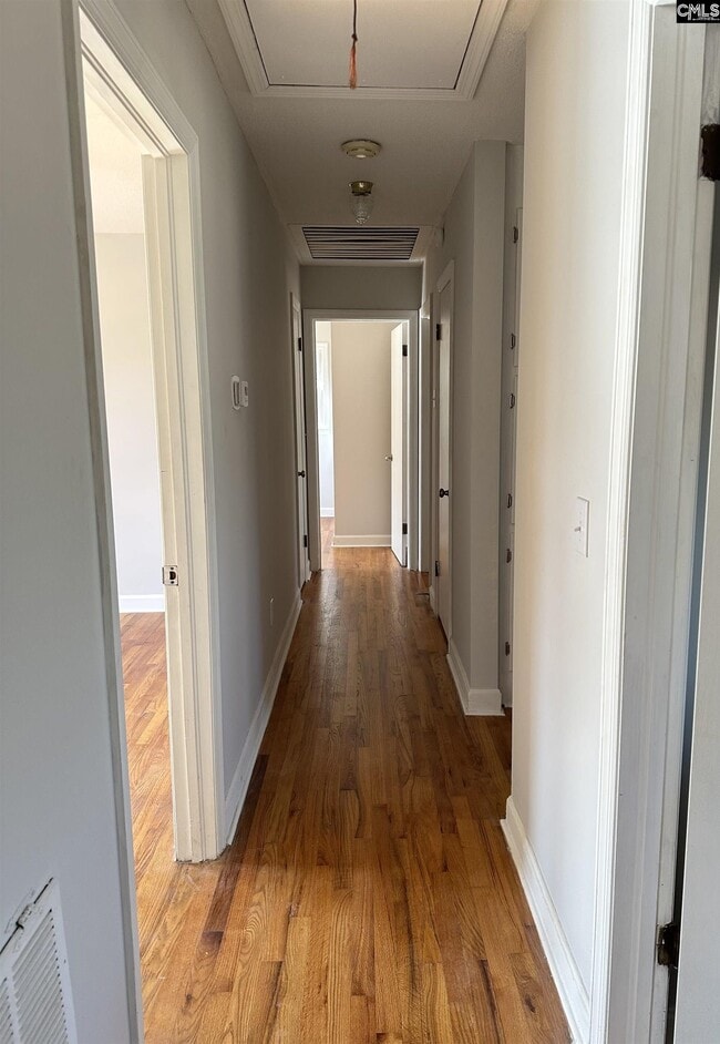 Photo - 5443 Oakcrest Rd