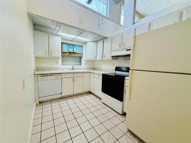 Photo - 164 Tradewinds Dr NW