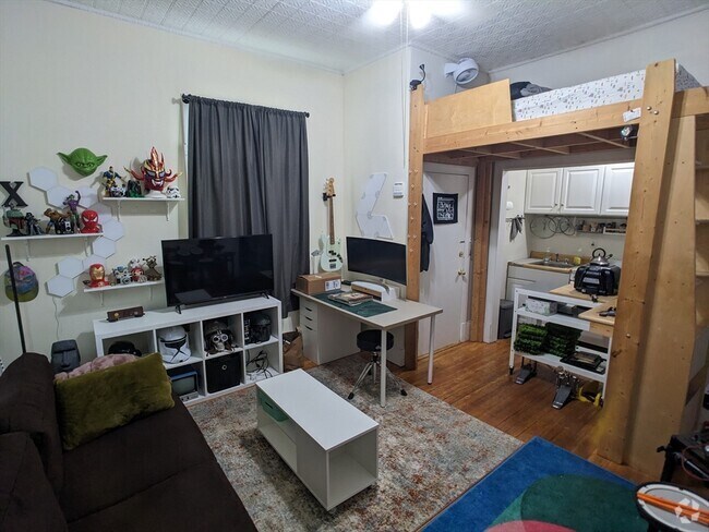Building Photo - 278 Harvard St Unit 3 Rental