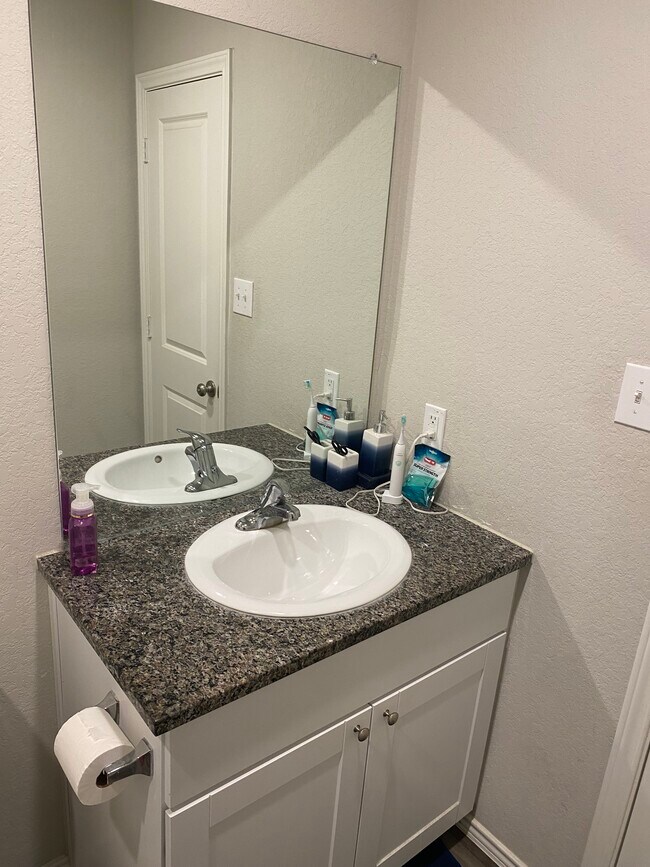 Photo - 6526 Augustus Magee