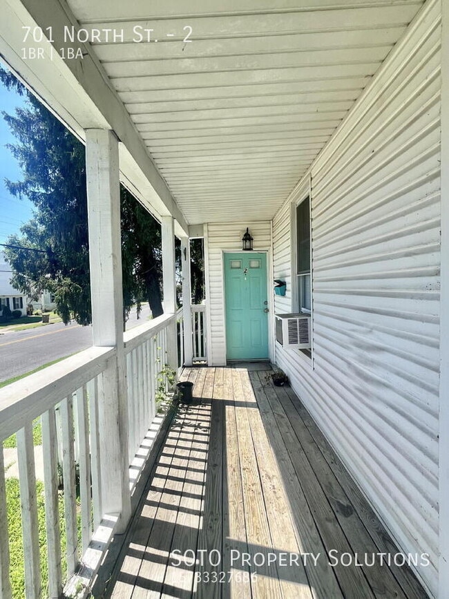 Photo - 701 North St Unit 2