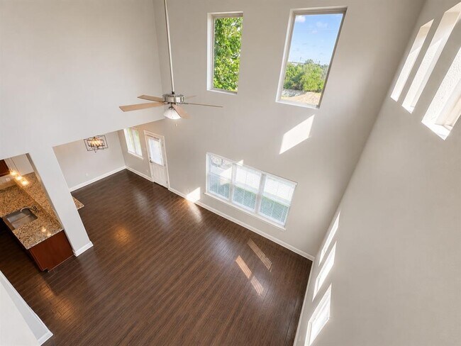 Photo - 2214 S Lakeline Blvd