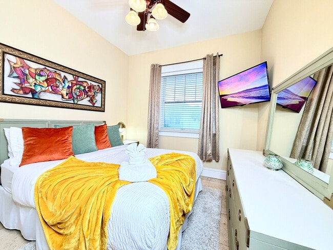 Photo - 1301 W Horatio St Unit ID1272817P