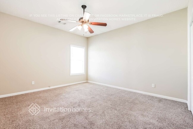 Photo - 330 Tara Beach Ln